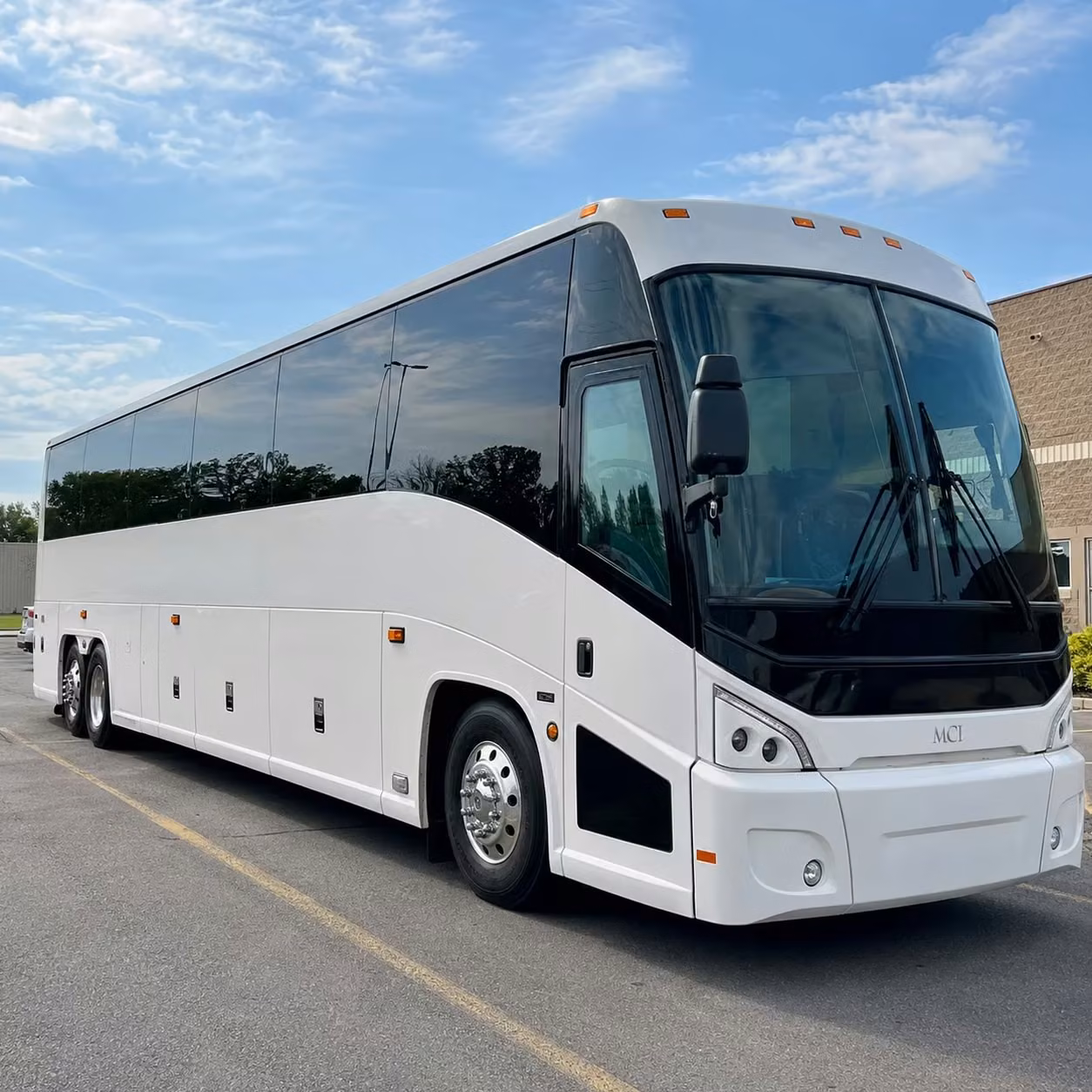 book long distance transportation in lake forest or any city nearby