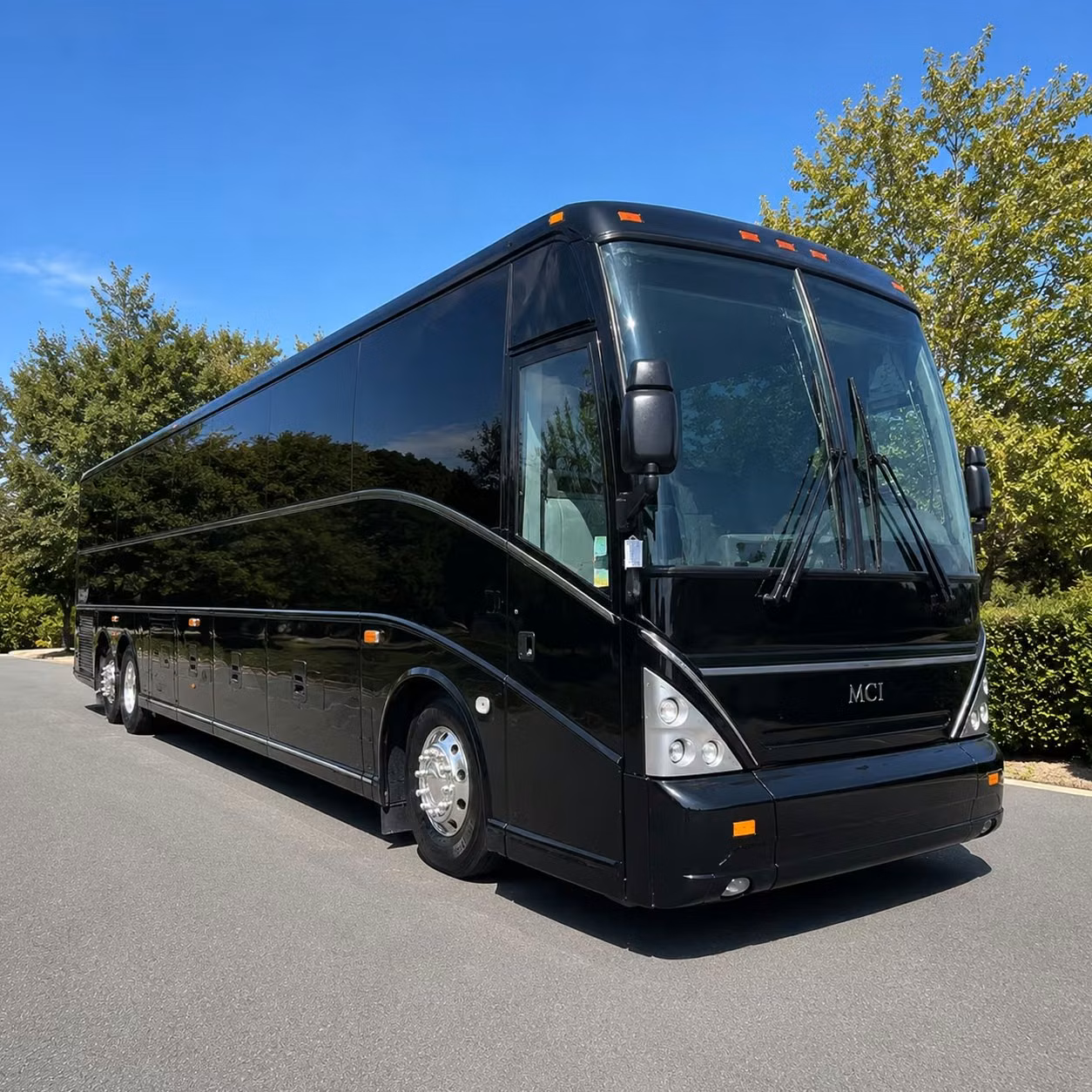 employee shuttle services along lake forest s major business corridors